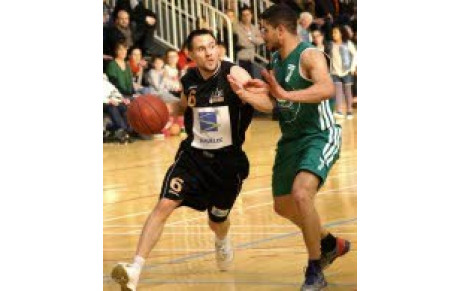 Seniors masculins-1 : Nuits tout près de l'exploit