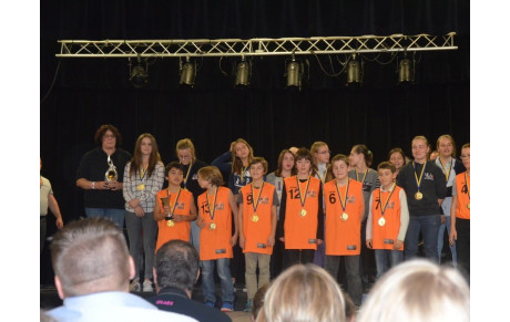 REMISE DES RECOMPENSES DE L'OMS