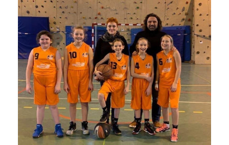 Nouveau jeu de maillots pour nos Benjamines